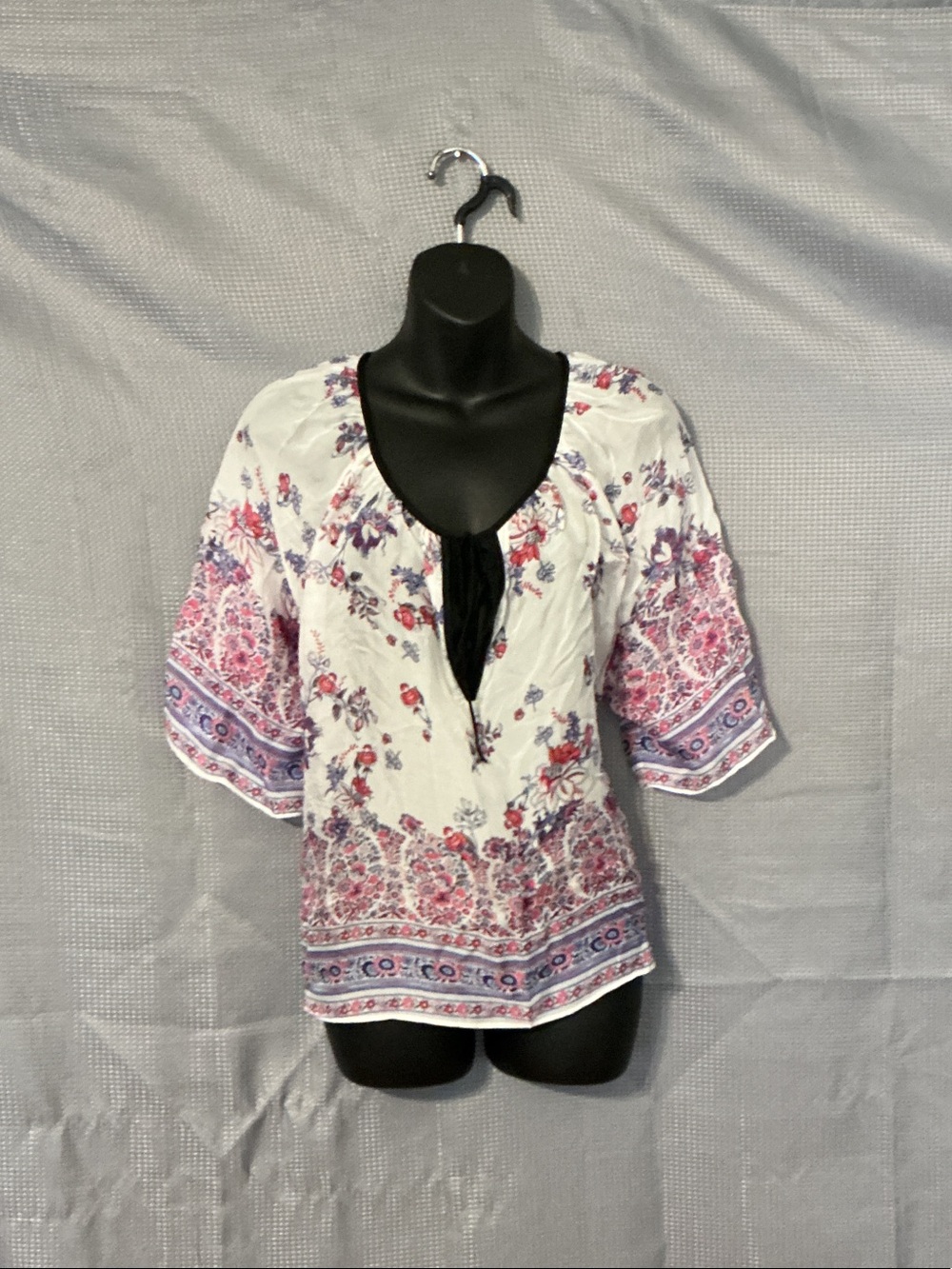 Floral Printed Peasant Top in White and Pink